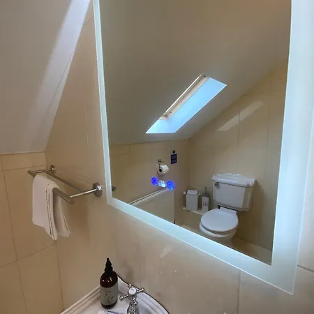 View Doubleroom&private Bath בית אירוח *