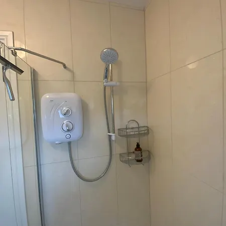 View Doubleroom&private Bath Homestay Castlebar
